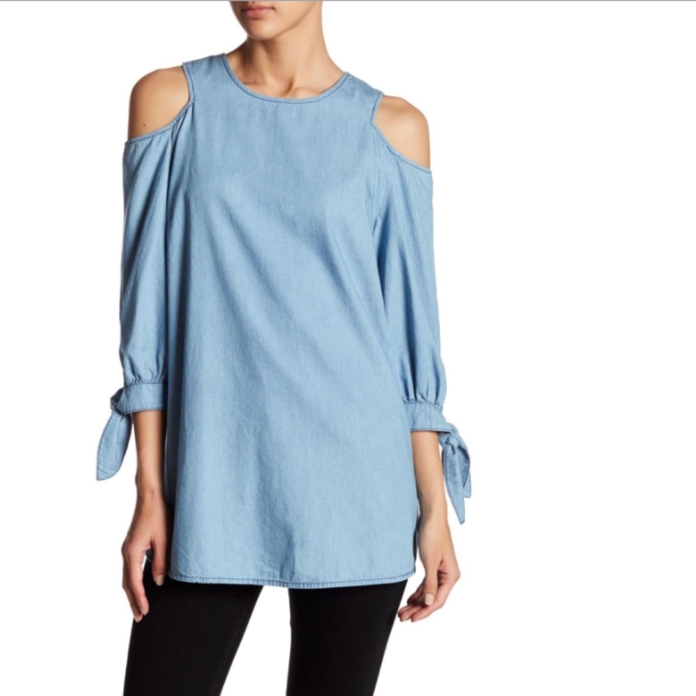 Cute summer denim dress or top Size Small Do+Be